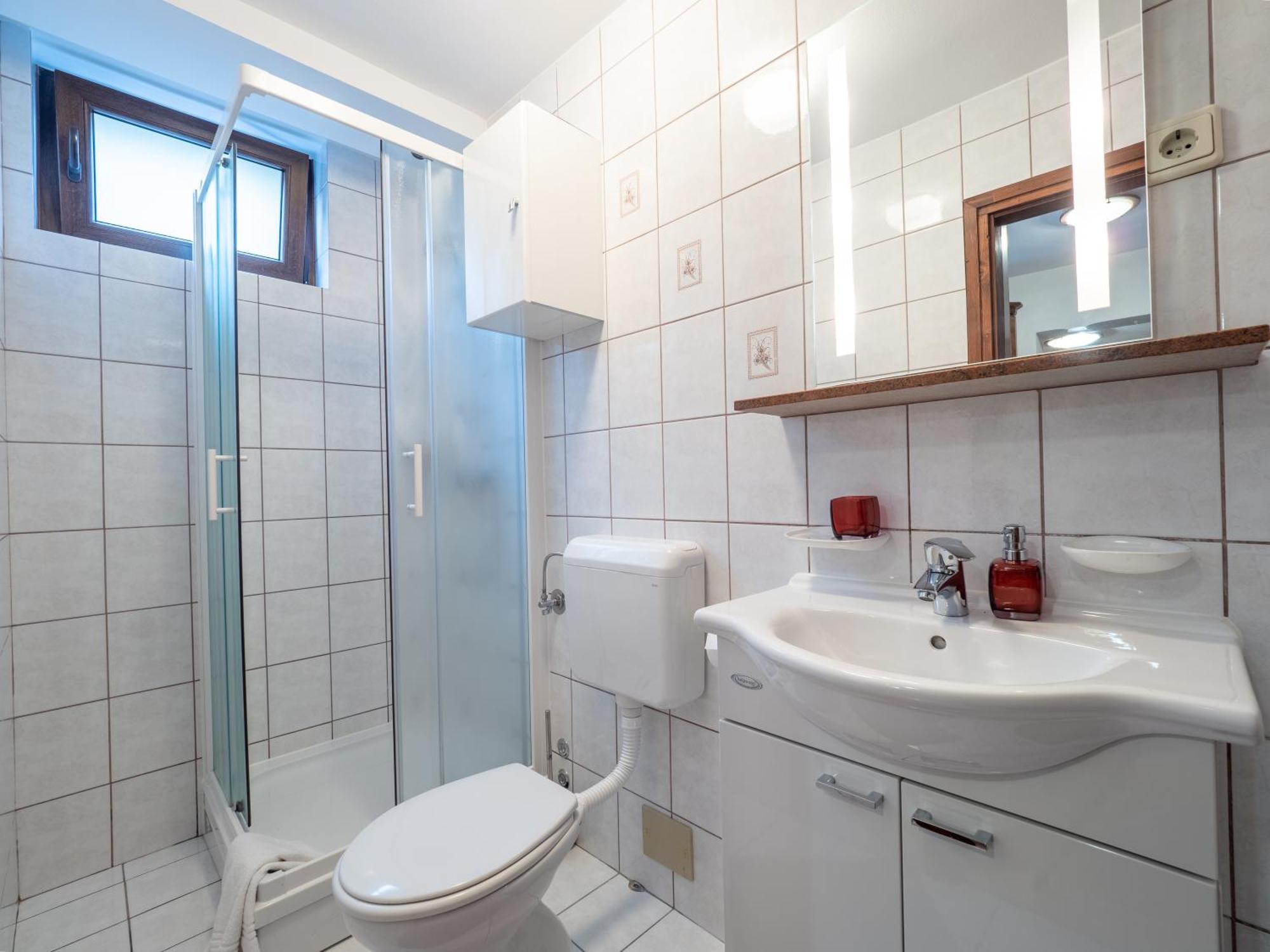 Apartments Zlatko & Mira Dorcic Башка Номер фото